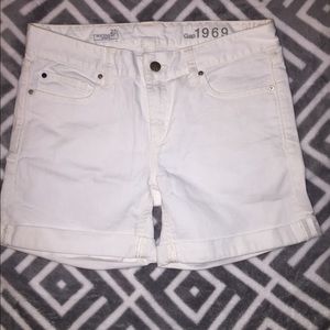 Gap White Denim Real Straight Shorts